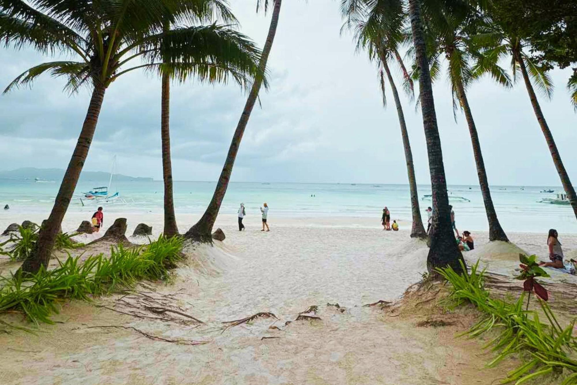 The Muse Boracay Balabag (Boracay)