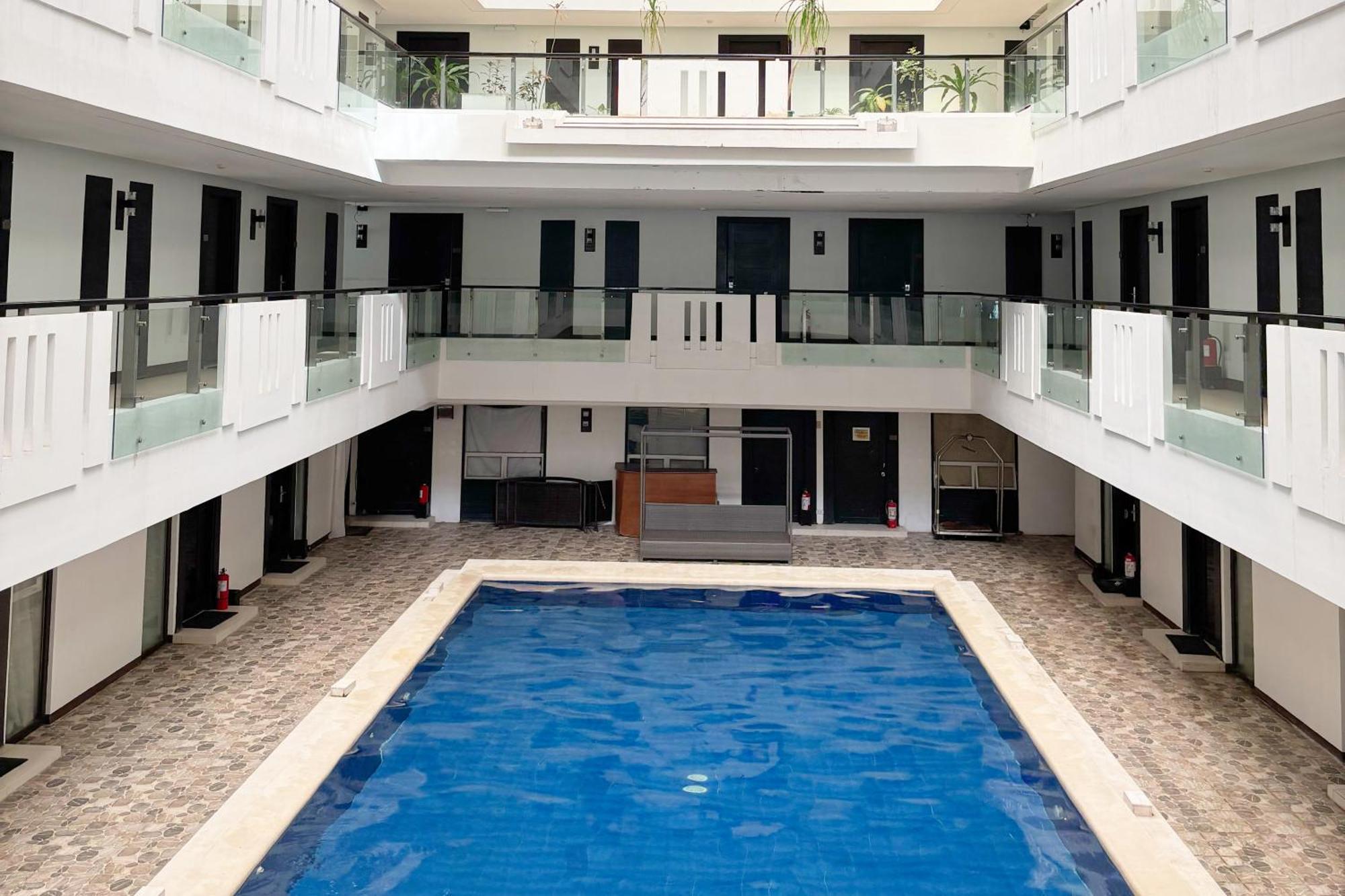 The Muse Boracay Hotel 4*