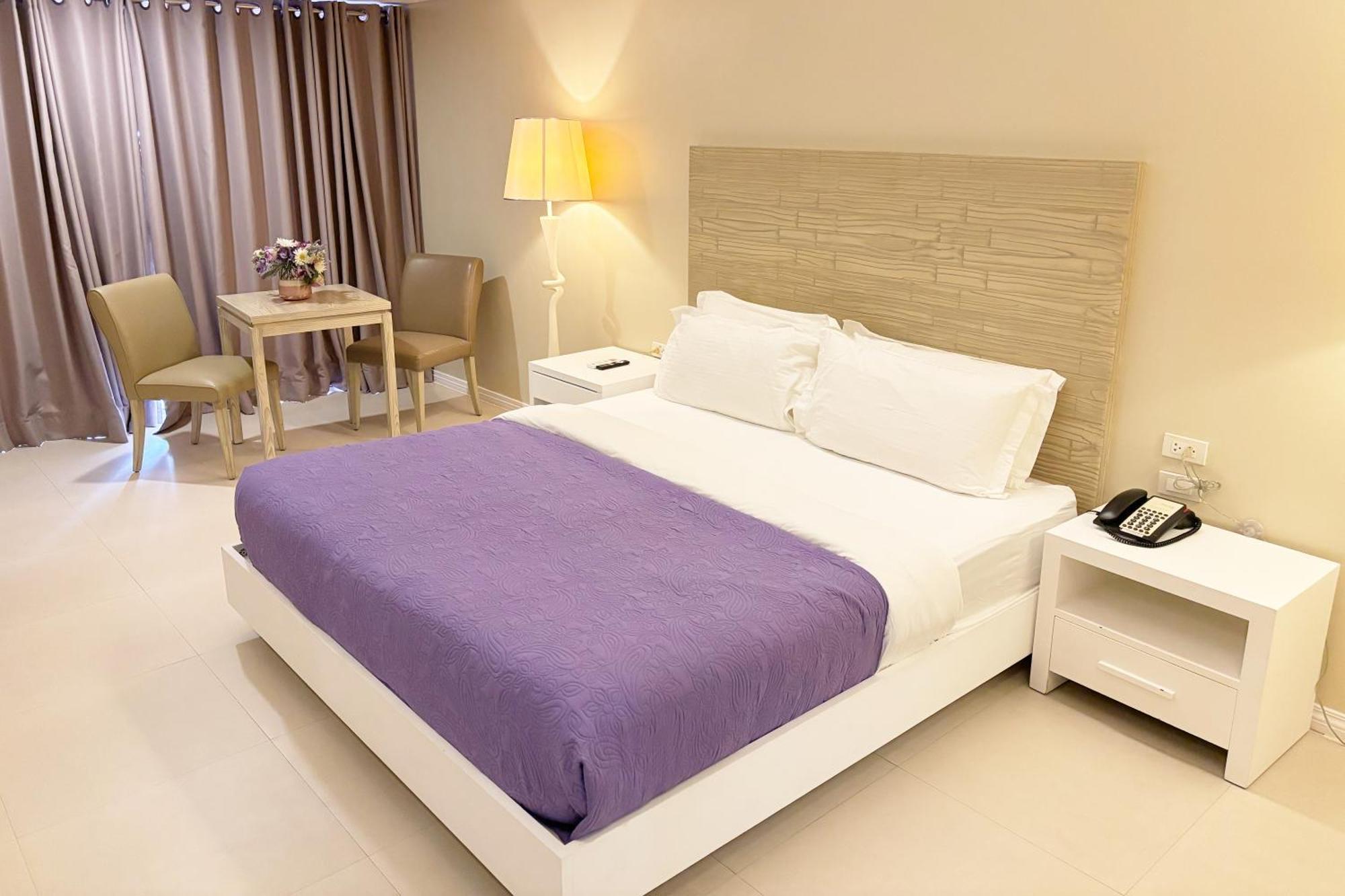 The Muse Boracay Hotel 4*