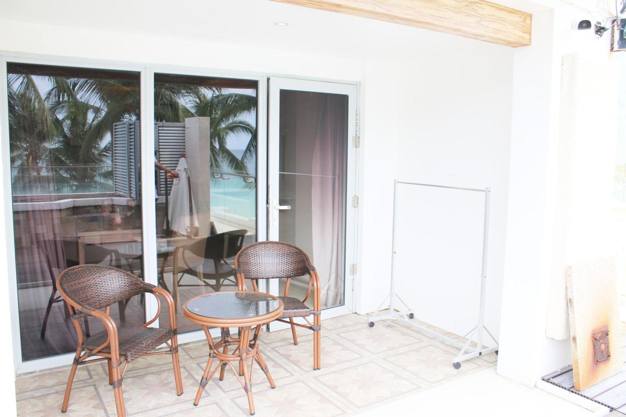The Muse Boracay 4*